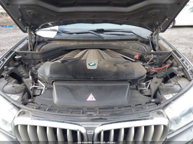 2015 BMW X5 5UXKR6C5XF0J73847 Photo 9