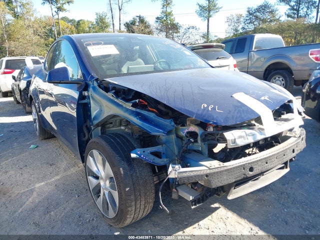 2022 TESLA MODEL Y 7SAYGAEE0NF382678 Photo 0