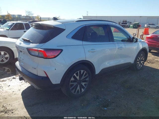 2020 FORD ESCAPE 1FMCU9J98LUA38748 Photo 3