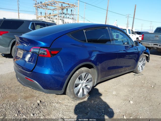 2024 TESLA MODEL Y 7SAYGDEE2RA252485 Photo 3