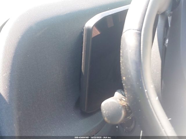 2025 KIA EV6 5XYC34JB2SG011235 Photo 6