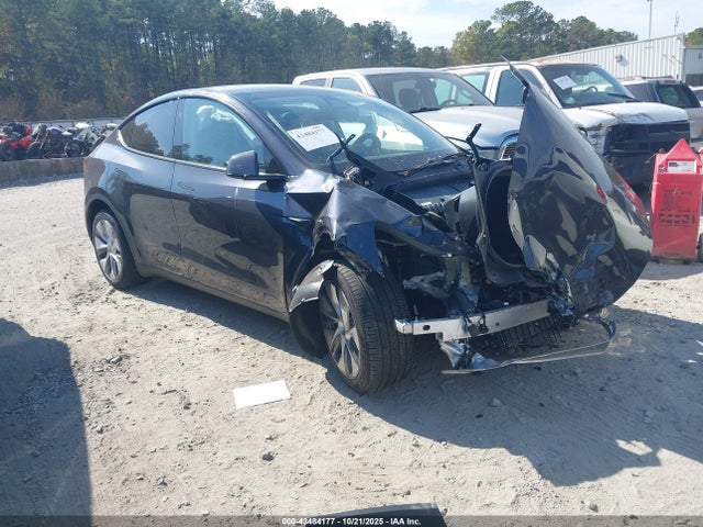 2024 TESLA MODEL Y 7SAYGDEE3RA283356 Photo 0