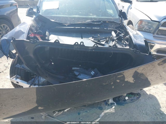 2024 TESLA MODEL Y 7SAYGDEE3RA283356 Photo 9