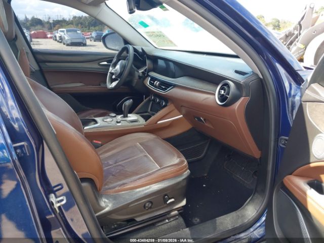 2021 ALFA ROMEO STELVIO ZASPAKBN0M7D14512 Photo 4