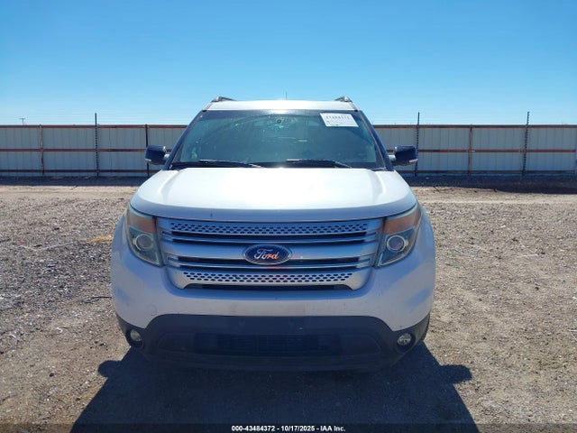 1FM5K8D82FGC11016 Ford EXPLORER XLT