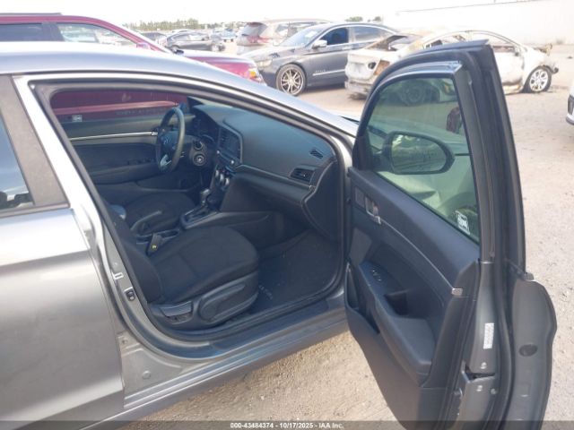 2019 HYUNDAI ELANTRA KMHD74LF4KU794528 Photo 4