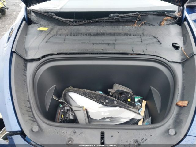 2024 TESLA MODEL Y 7SAYGDEE1RA269634 Photo 9