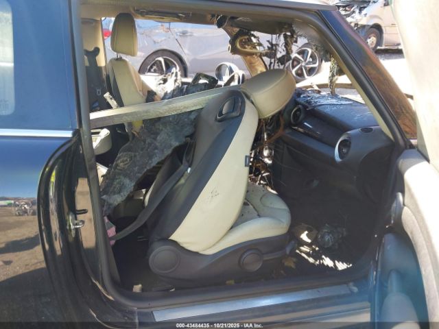 2011 MINI COOPER WMWSU3C54BT094209 Photo 4