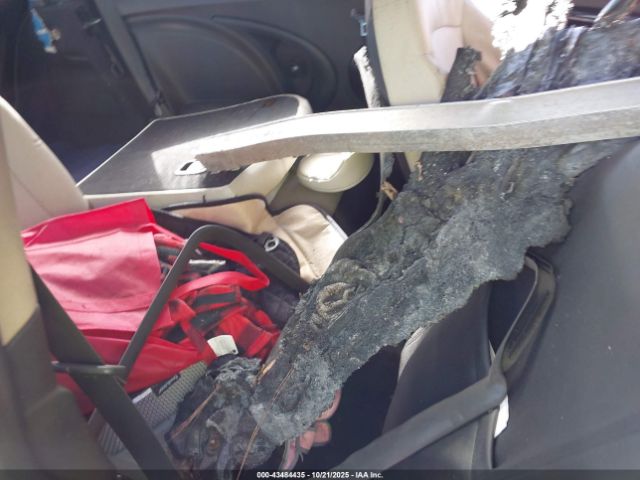 2011 MINI COOPER WMWSU3C54BT094209 Photo 7