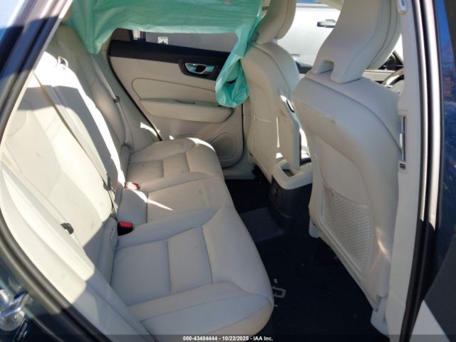 2024 VOLVO XC60 RECHARGE PLUG-IN HYBRID YV4H60DK2R1929818 Photo 7