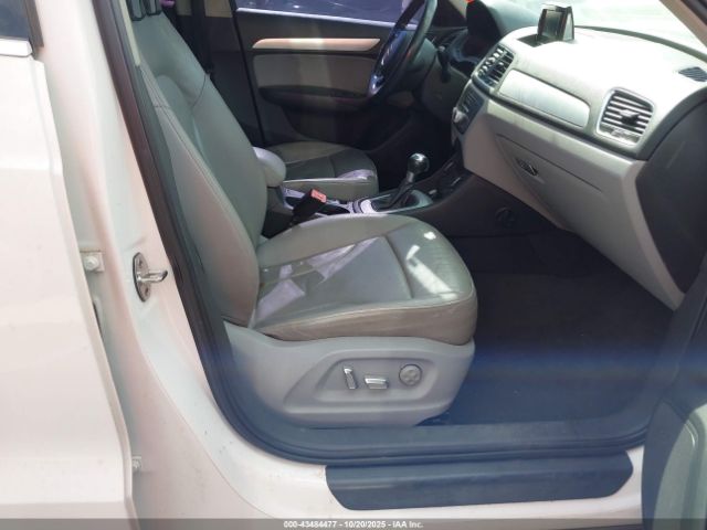 2016 AUDI Q3 WA1BFCFS8GR013855 Photo 4