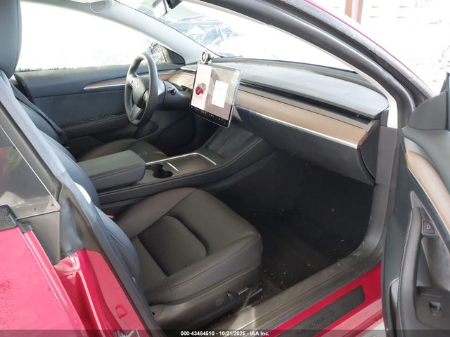 2023 TESLA MODEL 3 5YJ3E1EA1PF549532 Photo 4