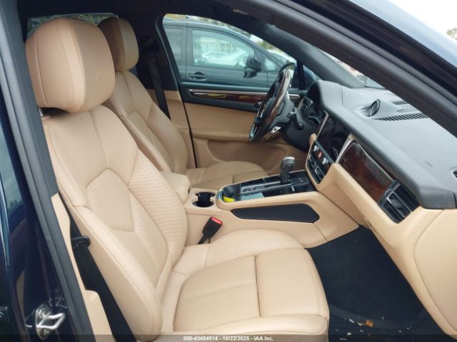 2022 PORSCHE MACAN WP1AA2A59NLB08998 Photo 4