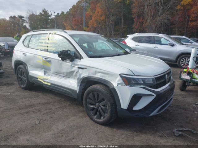 2022 VOLKSWAGEN TAOS 3VVMX7B25NM051701