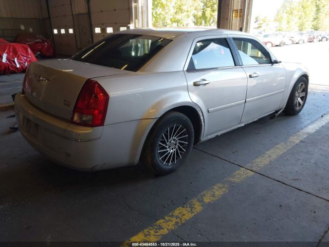 2005 CHRYSLER 300 2C3AA53G65H172886 Photo 3