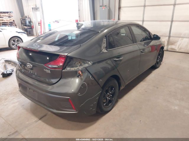 2022 HYUNDAI IONIQ HYBRID KMHC65LC3NU285576 Photo 3