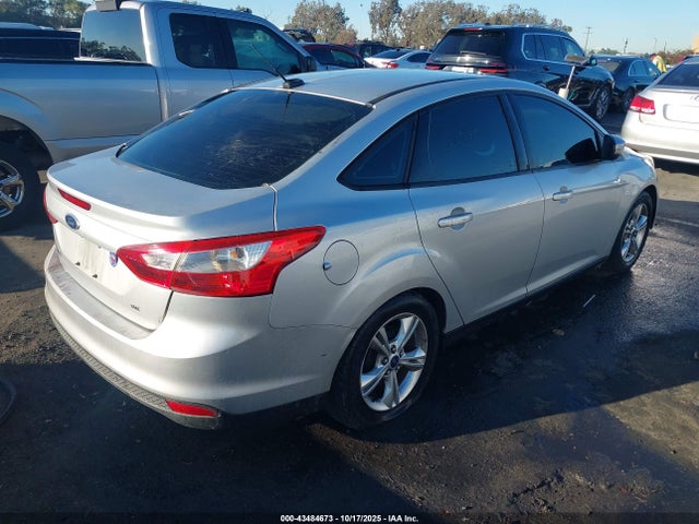 Ford Focus 2014 1FADP3F24EL171286 Image 16
