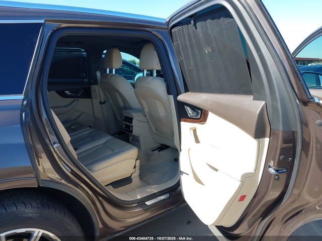 2018 AUDI Q7 WA1VAAF77JD012082 Photo 7