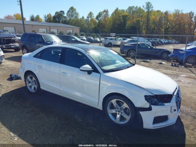 2017 AUDI A3 WAUB8GFFXH1010916