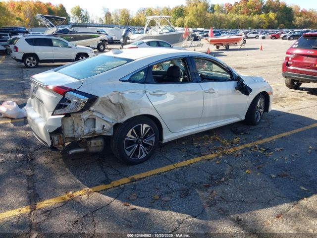 2018 HONDA CIVIC JHMFC1F70JX033583 Photo 3
