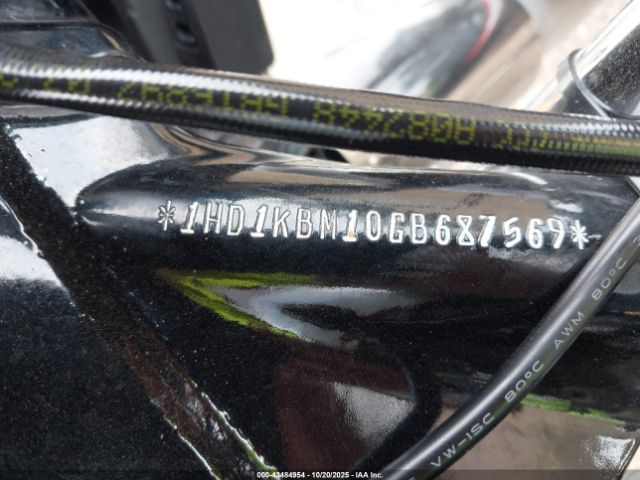 2016 HARLEY-DAVIDSON FLHX 1HD1KBM10GB687569 Photo 9