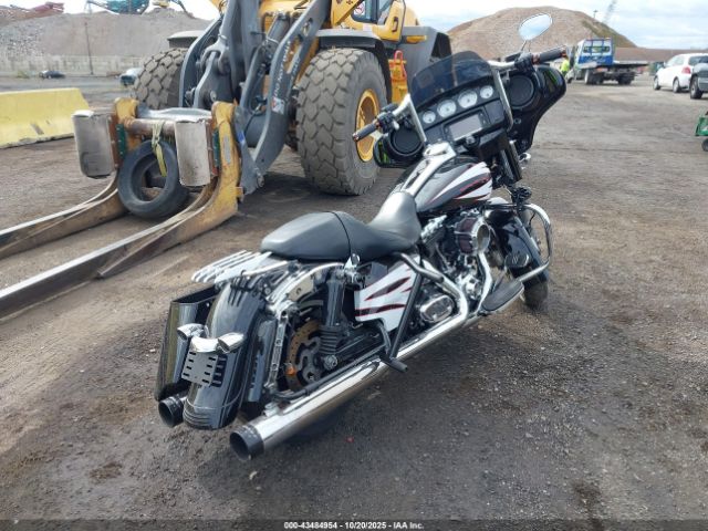 2016 HARLEY-DAVIDSON FLHX 1HD1KBM10GB687569 Photo 3