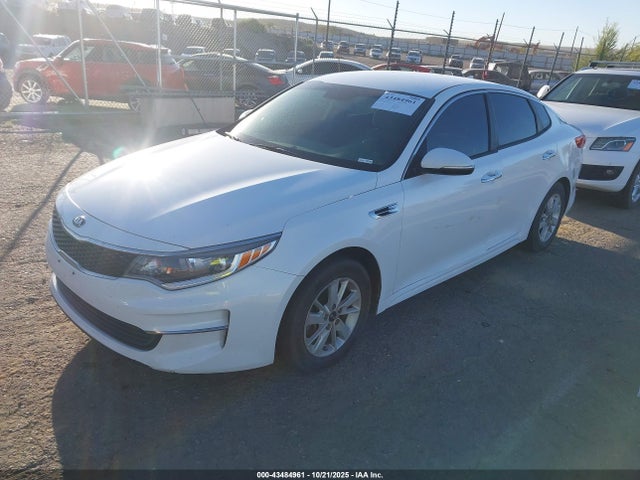 KIA Optima Lx 2017 5XXGT4L31HG143651 Image 2
