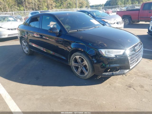 2018 AUDI A3 WAUAUGFF3J1068606