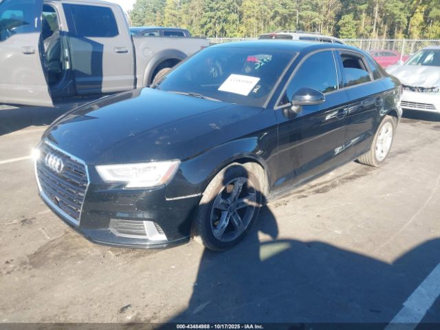 2018 AUDI A3 WAUAUGFF3J1068606 Photo 1