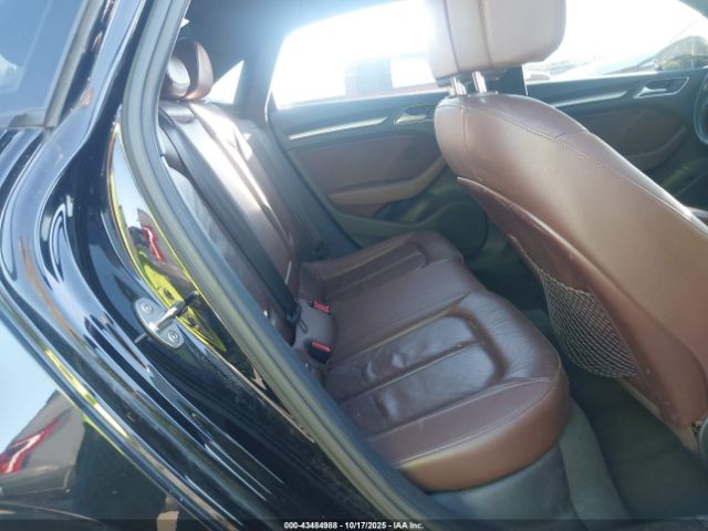 2018 AUDI A3 WAUAUGFF3J1068606 Photo 7