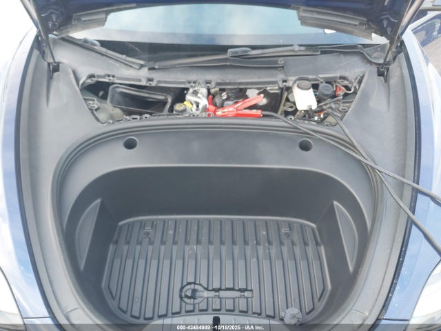 2023 TESLA MODEL 3 5YJ3E1EC9PF628321 Photo 9