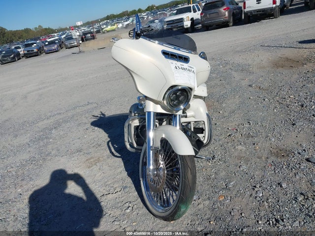 2014 HARLEY-DAVIDSON FLHXS 1HD1KRM17EB661718 Photo 4