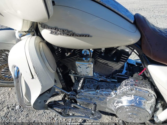 2014 HARLEY-DAVIDSON FLHXS 1HD1KRM17EB661718 Photo 8