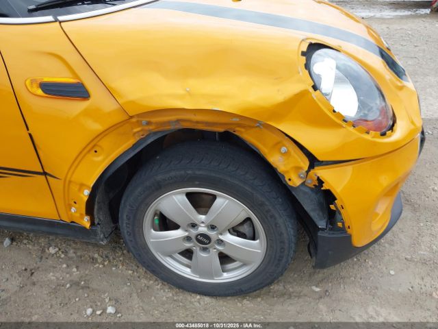 2016 MINI HARDTOP WMWXP5C52G3B15061 Photo 5