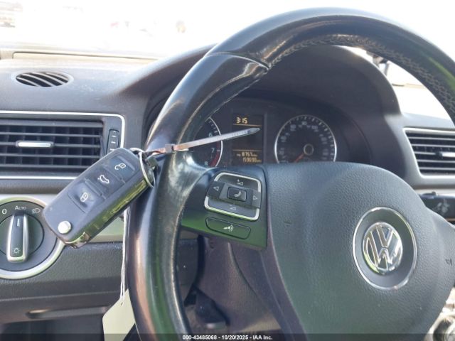 2015 VOLKSWAGEN PASSAT 1VWAT7A3XFC078657 Photo 10