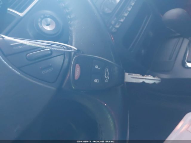 2005 CHRYSLER PACIFICA 2C4GM68415R387474 Photo 10