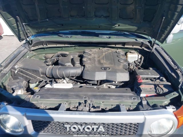 2014 TOYOTA FJ CRUISER JTEBU4BF2EK206577 Photo 9