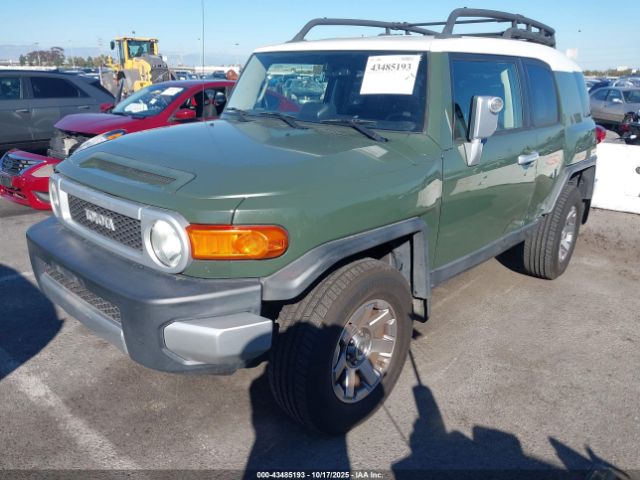 2014 TOYOTA FJ CRUISER JTEBU4BF2EK206577 Photo 1