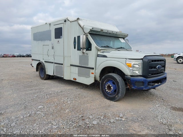 2015 1FDAF5GT9FEC17408 main image