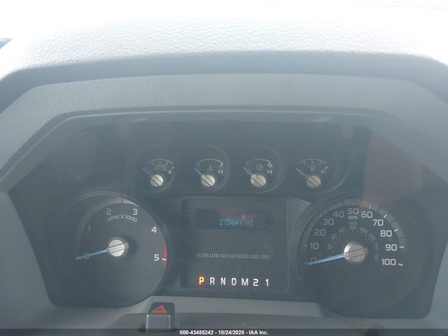 Ford F-550 Chassis Xl 2015 1FDAF5GT9FEC17408 Image 5