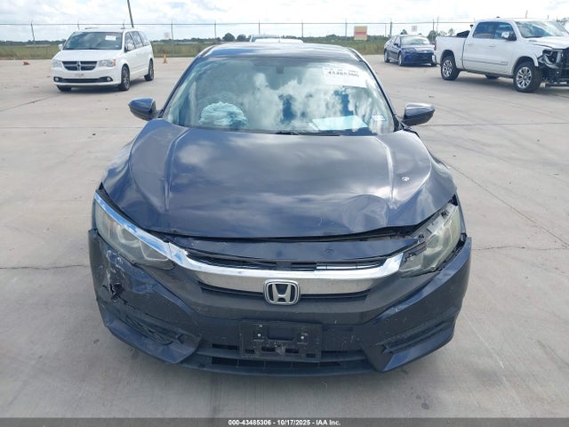 Honda Civic Lx 2018 2HGFC2F58JH506335 Image 12