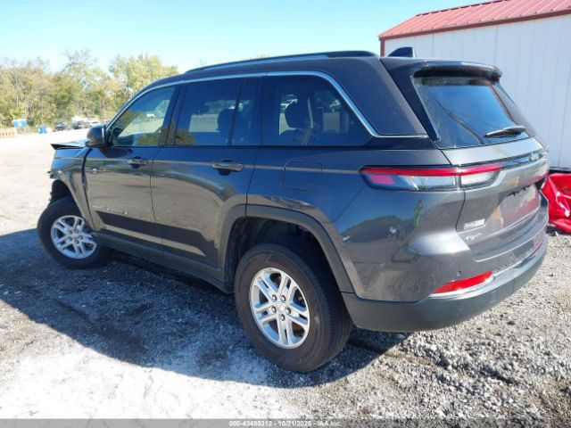 2023 JEEP GRAND CHEROKEE 1C4RJHAG2PC621845 Photo 2