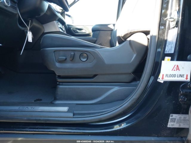 2022 GMC YUKON XL 1GKS2GKD0NR358041 Photo 5