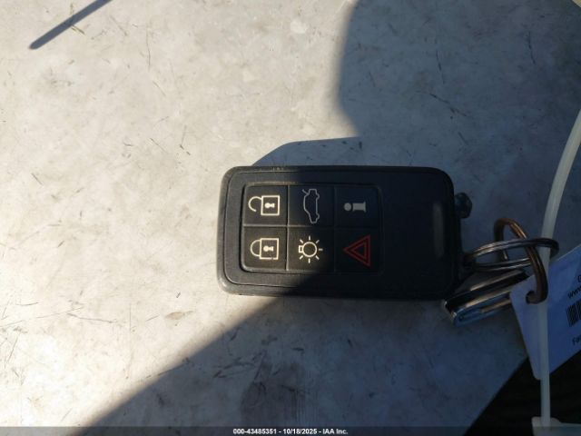 2015 VOLVO V60 YV126MEB7F1192779 Photo 10