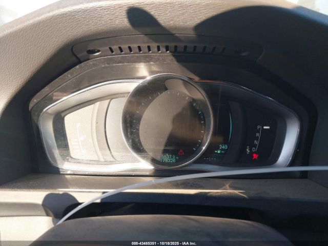 2015 VOLVO V60 YV126MEB7F1192779 Photo 6