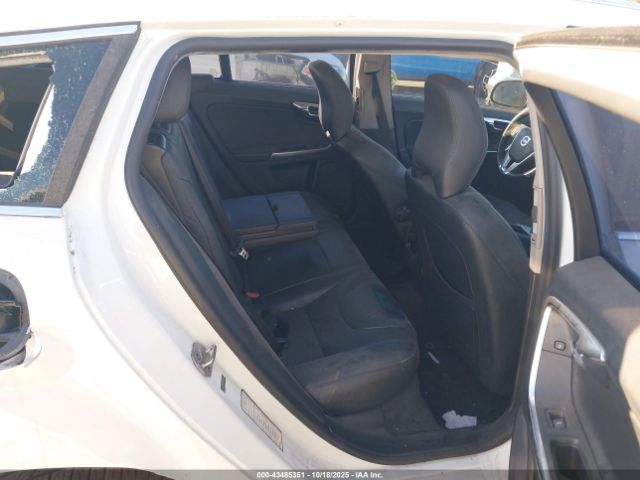 2015 VOLVO V60 YV126MEB7F1192779 Photo 7