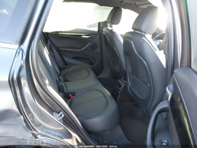 2018 BMW X1 WBXHU7C39J3H43249 Photo 7