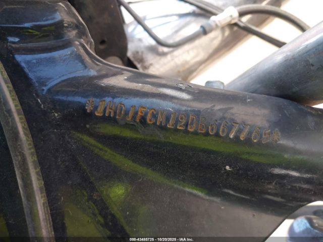 2013 HARLEY-DAVIDSON FLHTCU 1HD1FCM12DB667765 Photo 9