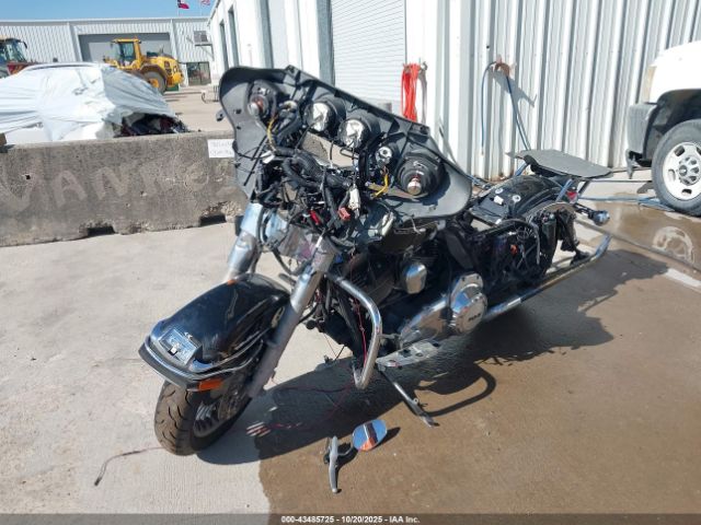 2013 HARLEY-DAVIDSON FLHTCU 1HD1FCM12DB667765 Photo 1