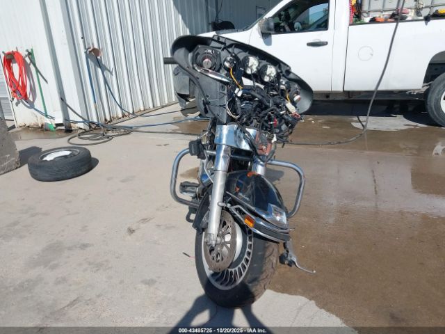 2013 HARLEY-DAVIDSON FLHTCU 1HD1FCM12DB667765 Photo 4